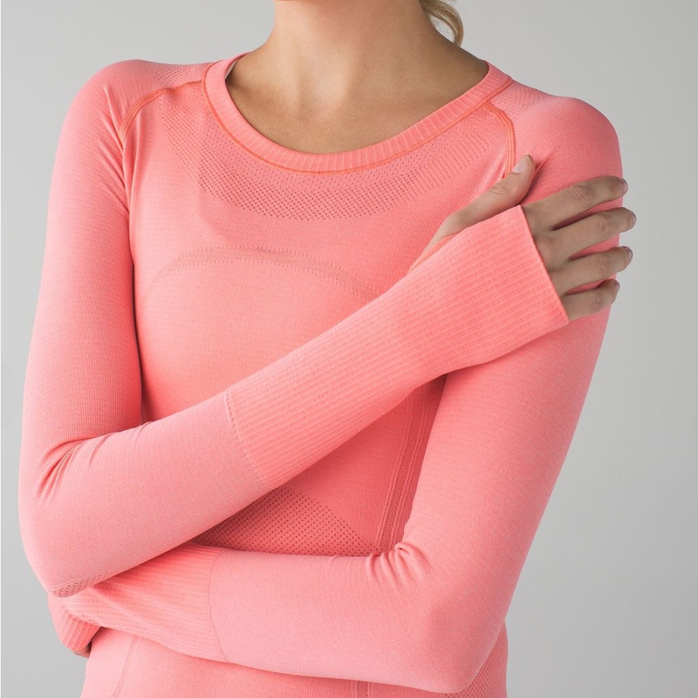 Good Condition Lululemon Swiftly Tech Long Sleeve Pink size 4